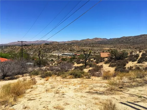 Yucca Valley, CA 92284,7587 Rockaway