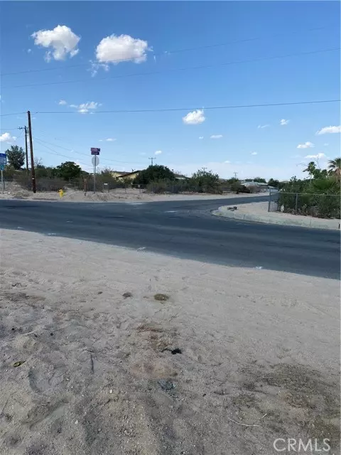 29 Palms, CA 92277,5972 Ocotillo