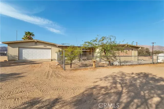 29 Palms, CA 92277,86035 Hendricks Road