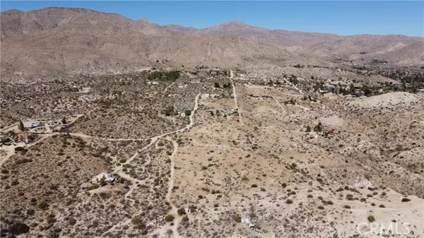 Morongo Valley, CA 92256,48658 Lyle