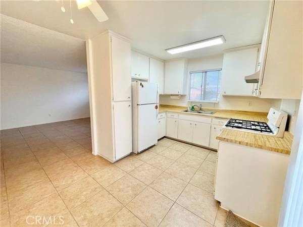 29 Palms, CA 92277,5958 Cahuilla Avenue