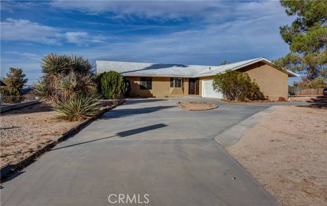 58176 Desert Gold Drive, Yucca Valley, CA 92284