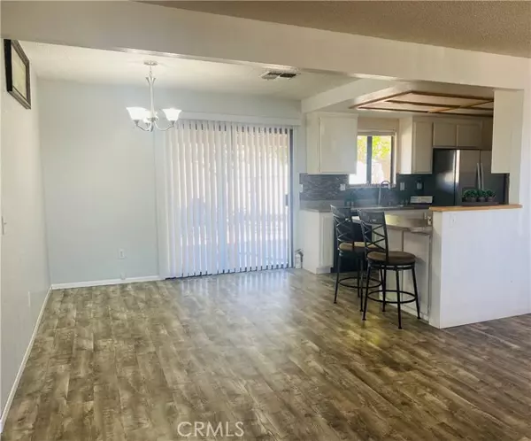 29 Palms, CA 92277,6463 Alfalfa Avenue