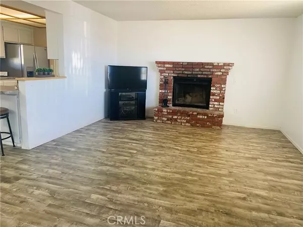 29 Palms, CA 92277,6463 Alfalfa Avenue