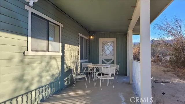 29 Palms, CA 92277,6077 Mantonya Road