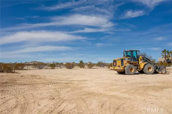 Joshua Tree, CA 92252,62677 Campanula Street