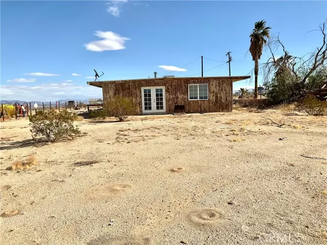 29 Palms, CA 92277,70923 Ramona Road