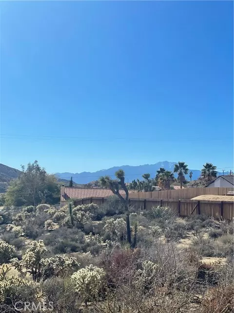 Yucca Valley, CA 92284,11 Pinon