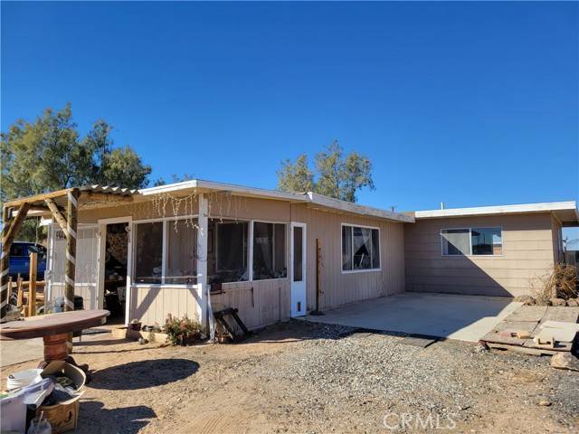 915 Dakota Lane, Landers, CA 92285