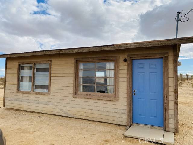 59421 Lutz Lane, Landers, CA 92285