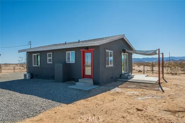 Joshua Tree, CA 92252,62263 Daisy Lane