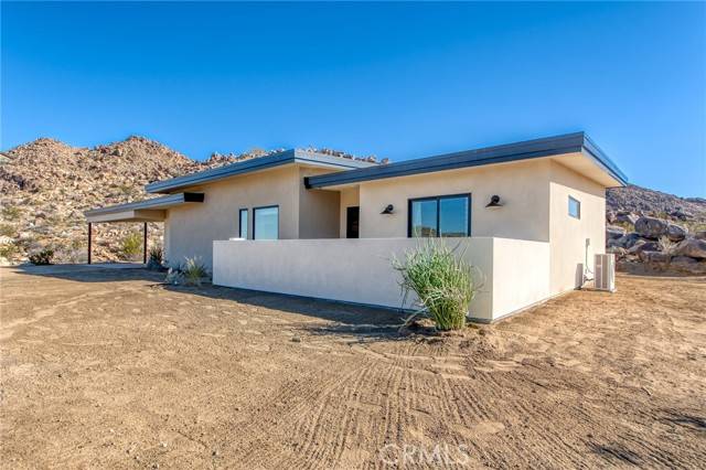 8511 Boarder Avenue, Joshua Tree, CA 92252