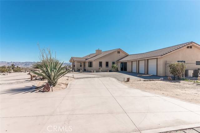 2326 Center Avenue, Joshua Tree, CA 92252