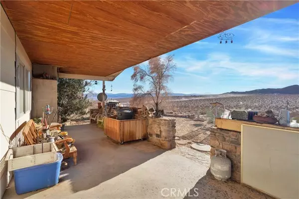 Joshua Tree, CA 92252,64303 Carot Road