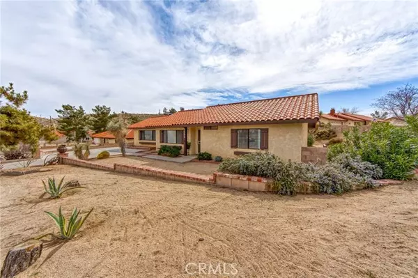 7592 Pinon Drive, Yucca Valley, CA 92284