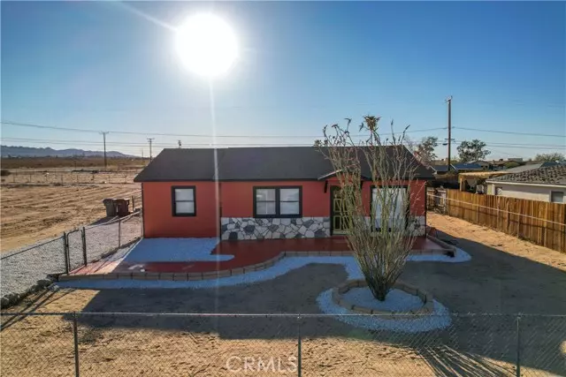 29 Palms, CA 92277,5676 Chia Avenue