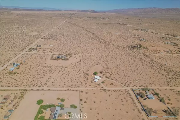 Joshua Tree, CA 92252,5020 Shadow Mountain Road