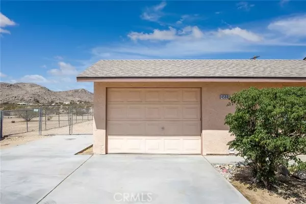 Joshua Tree, CA 92252,4590 Avenida Del Sol