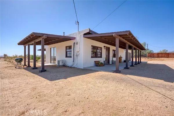 Joshua Tree, CA 92252,5215 Shadow Mountain Road