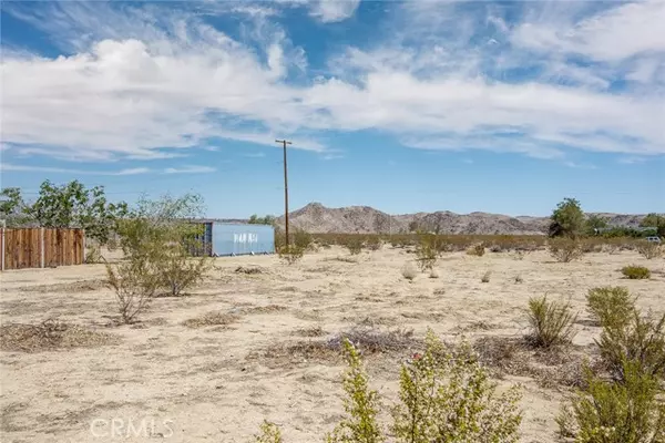 Joshua Tree, CA 92252,63600 Walpi