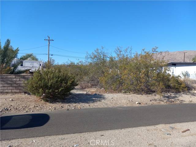 9 BASELINE AVE., 29 Palms, CA 92277