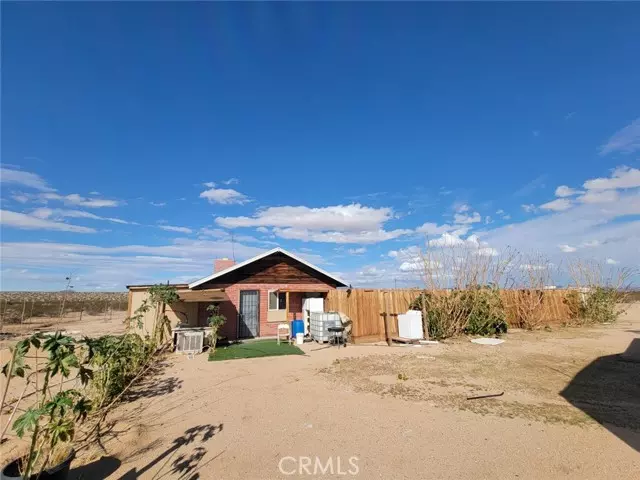 Joshua Tree, CA 92252,65419 Daisy Lane