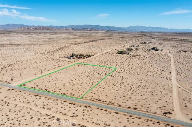 4300 Bagdad, 29 Palms, CA 92277