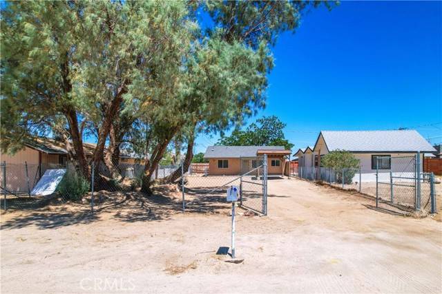 6379 Mountain View Street, Joshua Tree, CA 92252