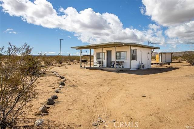 2128 Sage Avenue, Landers, CA 92285