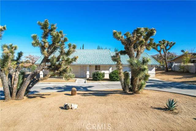 7357 Condalia Avenue, Yucca Valley, CA 92284