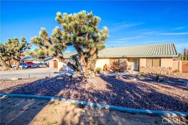 58236 Desert Gold Drive, Yucca Valley, CA 92284