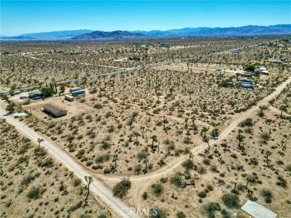 Yucca Valley, CA 92284,0 La Brisa