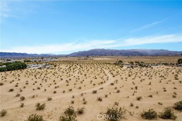 0 Raymond, 29 Palms, CA 92277