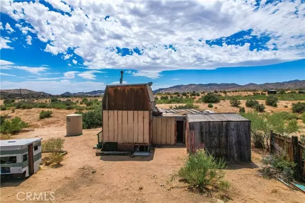 2770 Eastline Road, Pioneertown, CA 92268