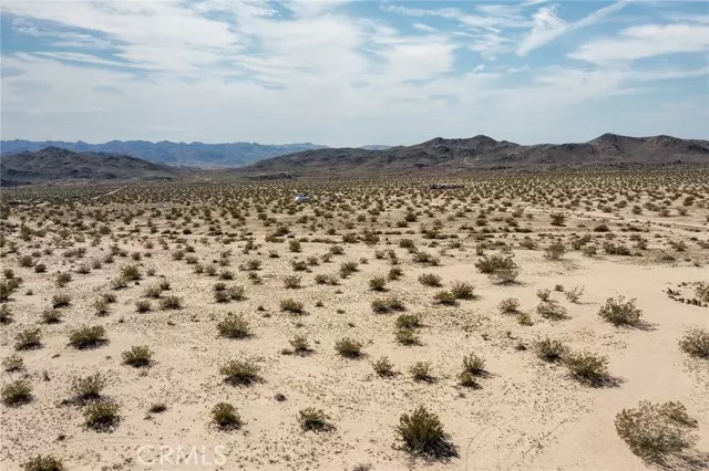 Joshua Tree, CA 92252,2100 Copper Moon