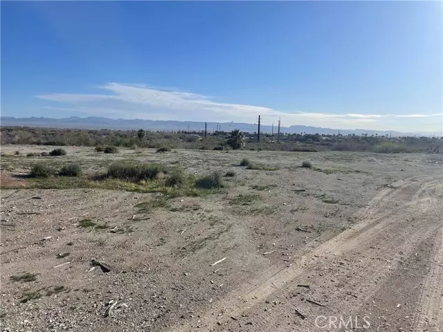 220 McShan, Needles, CA 92363