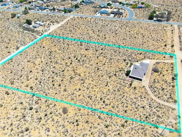 Joshua Tree, CA 92252,61626 Prescott Trail