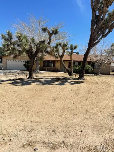 6789 Prescott Avenue, Yucca Valley, CA 92284