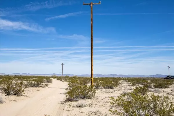 Joshua Tree, CA 92252,1235 W Cascade