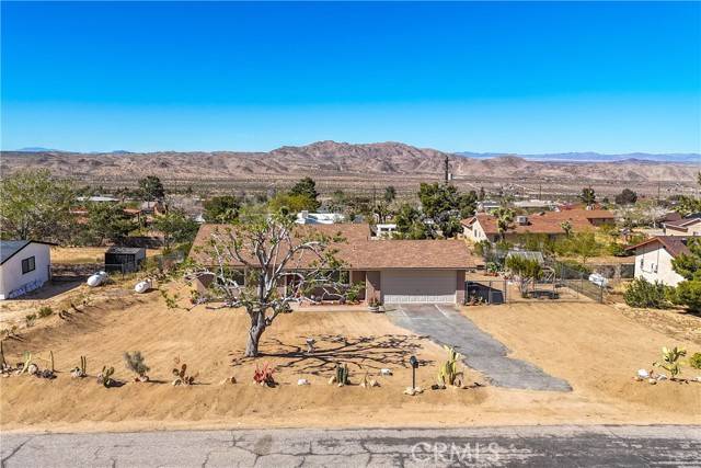 60634 Pueblo Trail, Joshua Tree, CA 92252