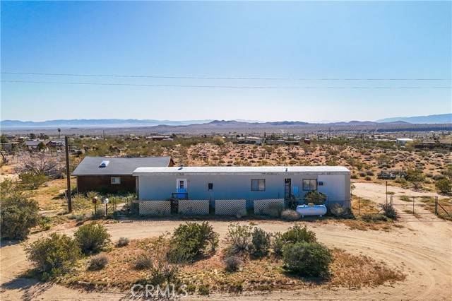 667 Inca Trail, Yucca Valley, CA 92284