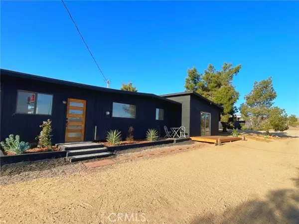 Landers, CA 92285,56909 Emerald Way