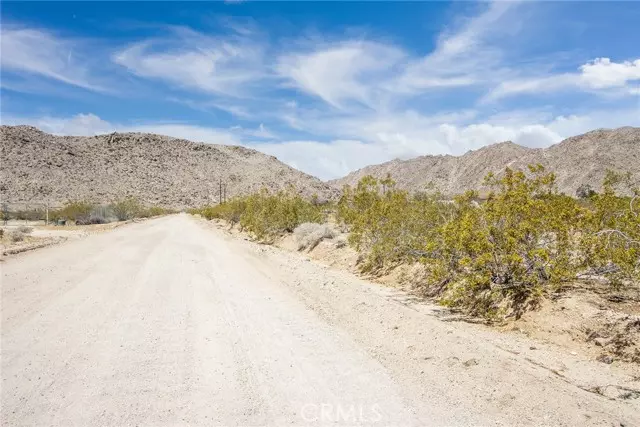 61526 Calle Los Amigos, Joshua Tree, CA 92252