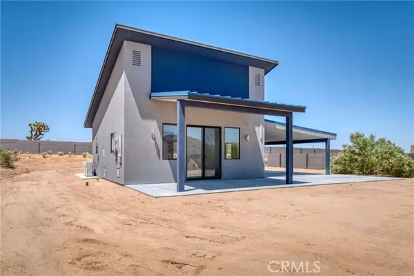 Joshua Tree, CA 92252,62254 Crestview Drive