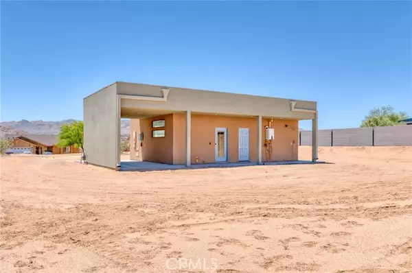 Joshua Tree, CA 92252,62272 Crestview Drive