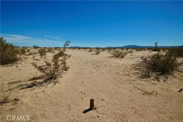 29 Palms, CA 92277,6 Topaz