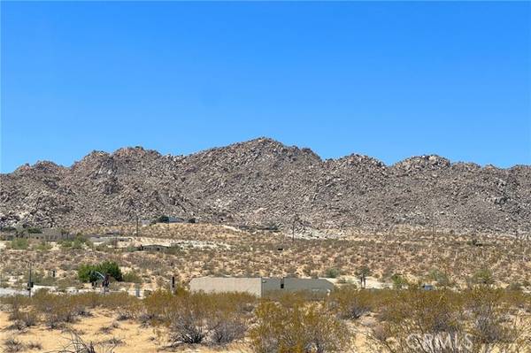 6335 Pelican, Joshua Tree, CA 92252