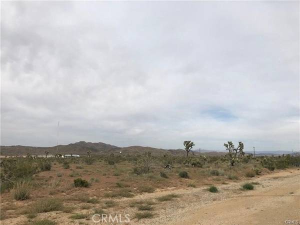 6650 La Contenta Rd, Yucca Valley, CA 92284