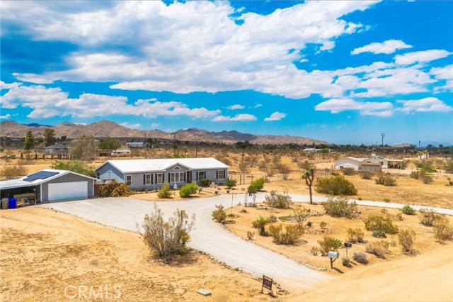 176 Soledad Avenue, Yucca Valley, CA 92284