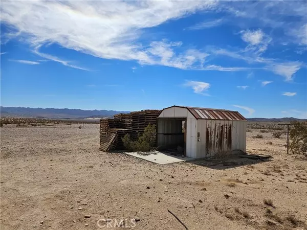 29 Palms, CA 92277,69079 Pole Line Road